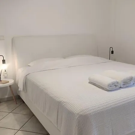 Eva's House Karababás