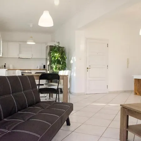 Eva's House * Karababás