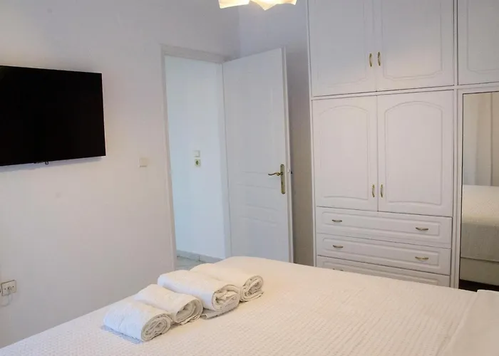 Eva's House Apartment Kanithos